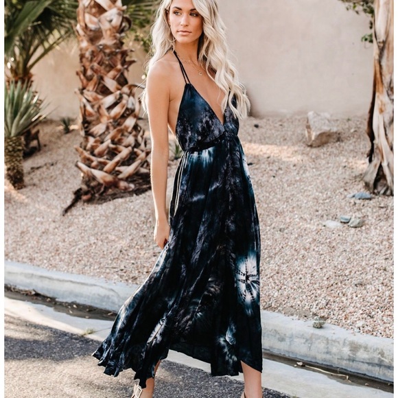 lovestitch Dresses & Skirts - VICI Tie Dye Backless Adjustable Halter Dress